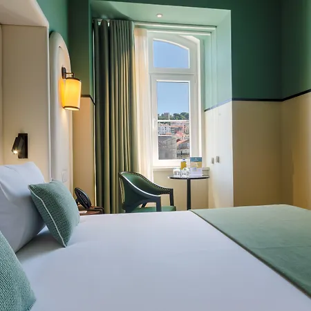 Hotel Nicola Rossio 3*